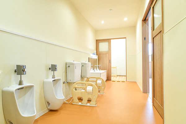 どんぐりの友保育園