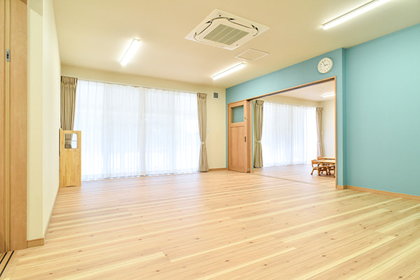 どんぐりの友保育園